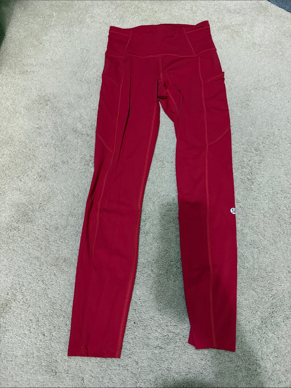 Lululemon leggings a pocket